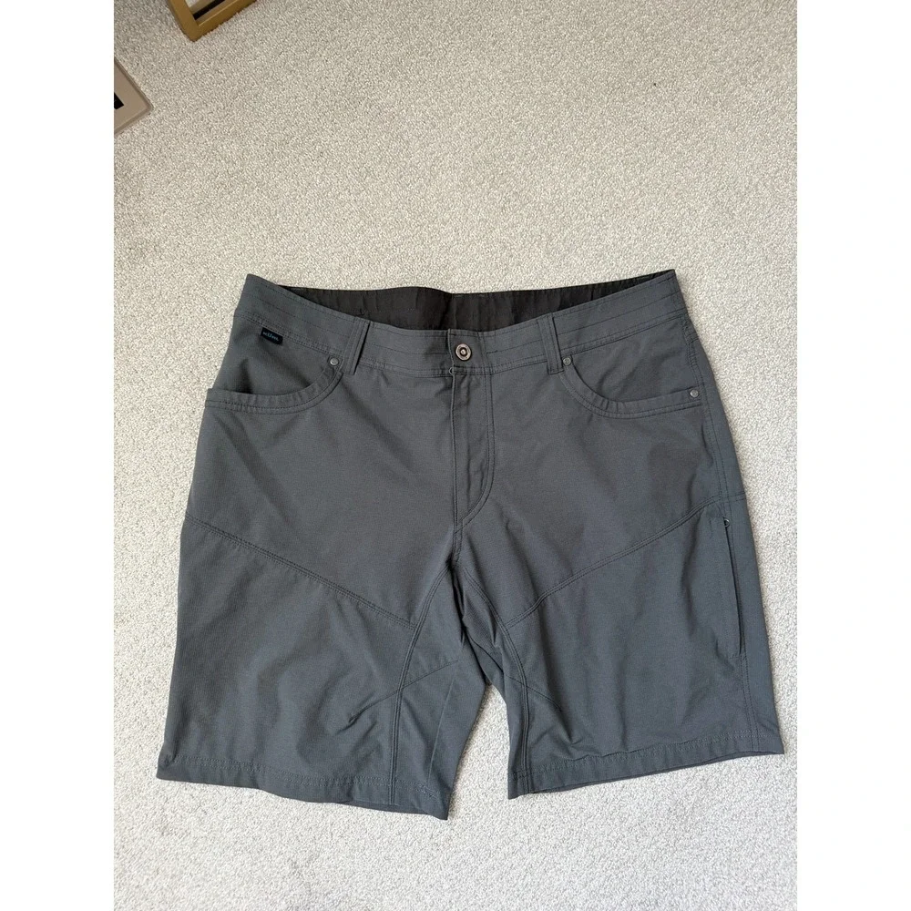 Kuhl Gorpcore Shorts Size 40 Charcoal Gray Zippered Side Pocket